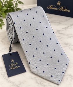 Brooks Brothers Men's Silk Tie Silver Navy Polka Dot Made in USA NWT