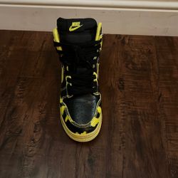 Black And Yellow Nike High Top