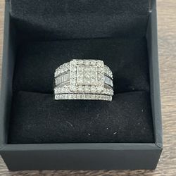 BEAUTIFUL DIAMOND RING SIZE 8.5 14K WHITE GOLD 2.00  CT TW  I ADDED 2 ADDITIONAL BANDS