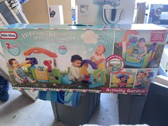 Little Tikes Activity garden