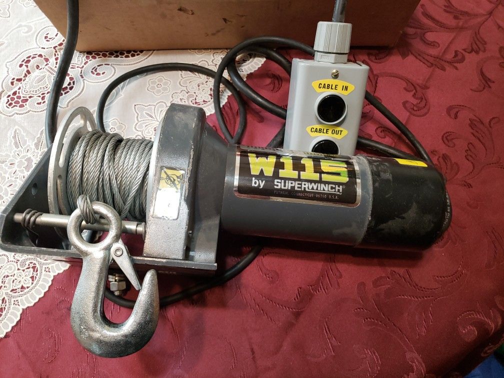 W115 SUPERWINCH Hoister