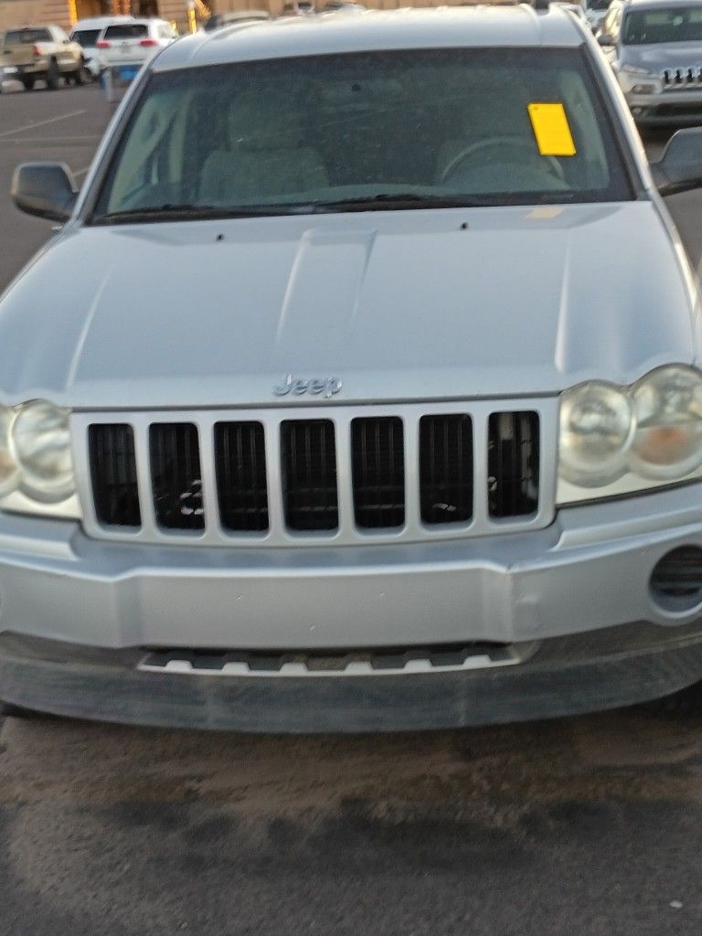 Parts Only Off Of A 06 Jeep Grand Cherokee Laredo 