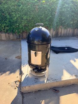 Weber Smokey Mountain 18 inch Smoker