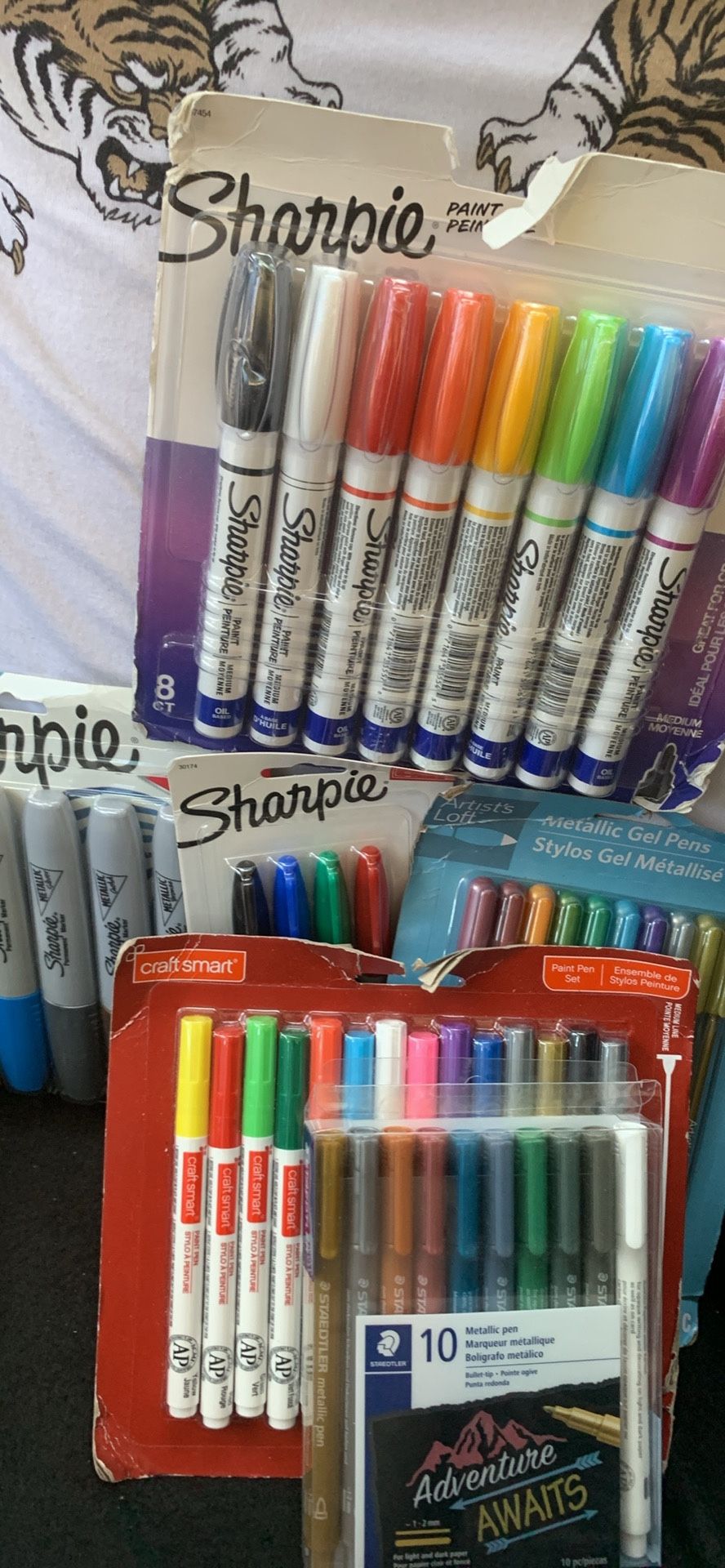 Pens,markers, Sharpie,paint markers