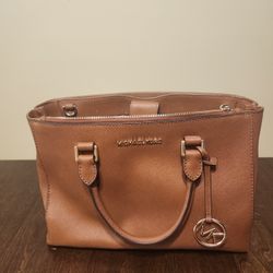 Michael Kors brown purse 