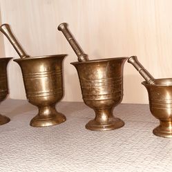 VINTAGE SET OF APOTHECARY SOLID BRONZE MORTAR & PESTLES - Rare Sizes From 2”-4”