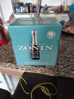 Zonin. 12 Mini Bottles