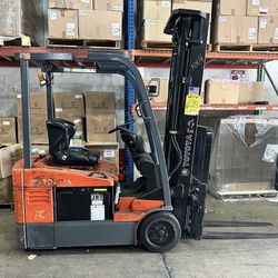 Electric Toyota Forklift