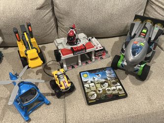 Lot Of Vehicle And Dinosaur Toys. 