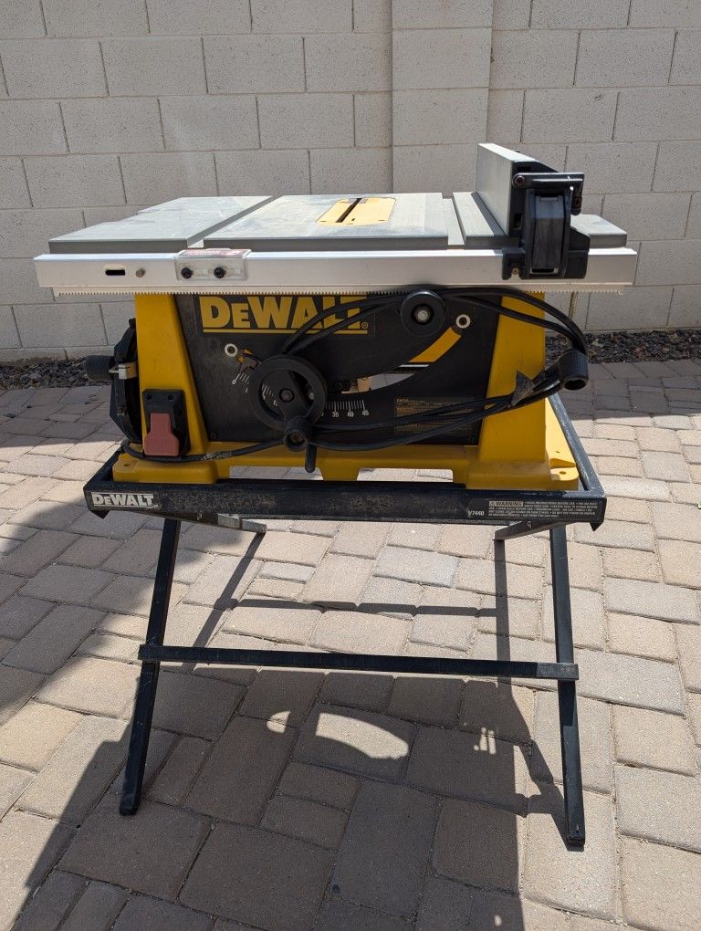 DeWalt Table Saw