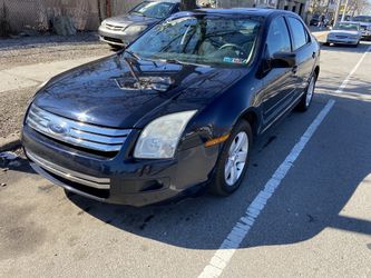 123,000MILES , FUSION /RUNS GREAT/AC/hEAT SUPER CLEAN /INSPECTIONS GOOD READY TO GO... $2700 CLEAN TITLE