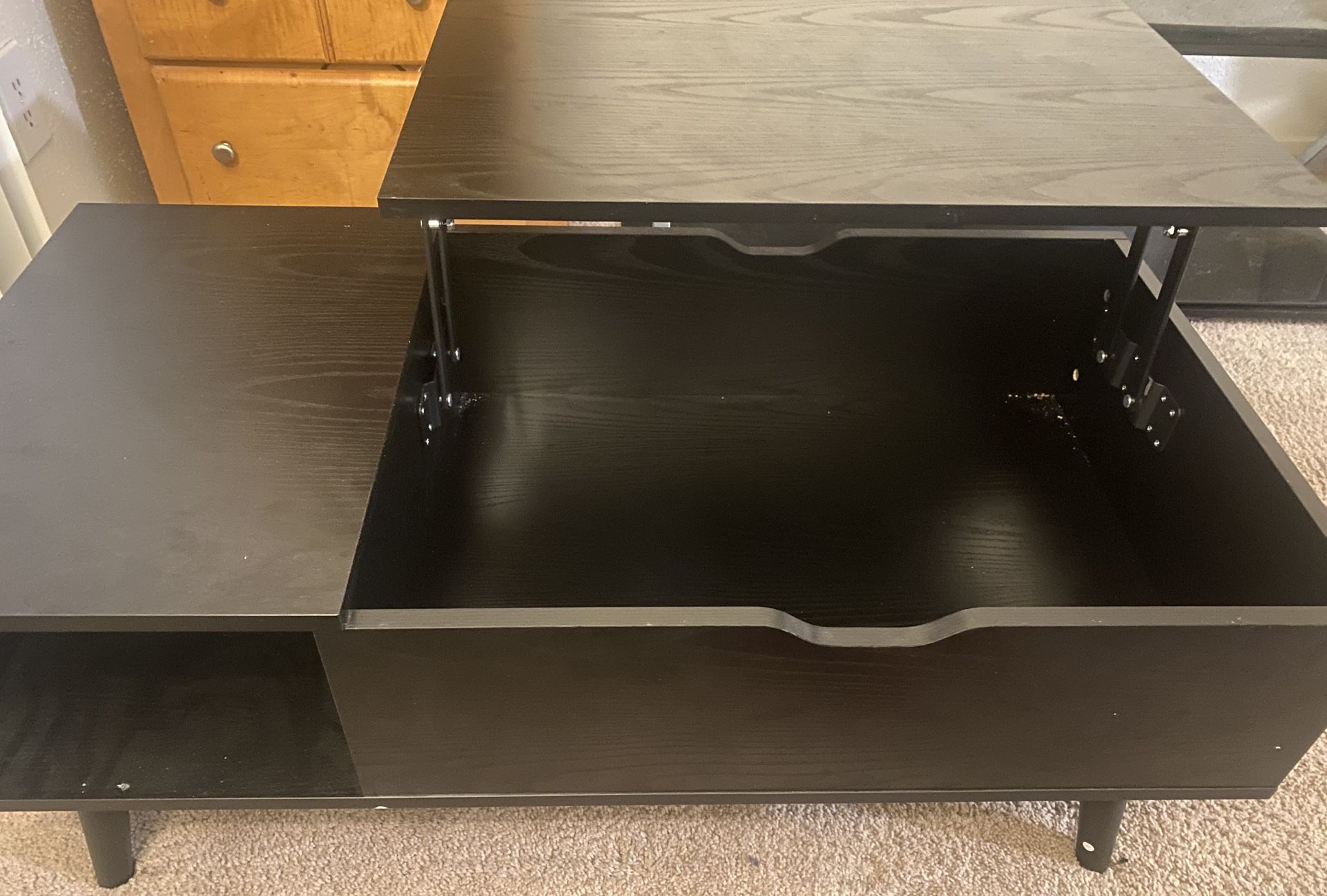 Lift-Top Coffee Table
