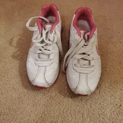 Womens Nike Tennis Shoes Size 5