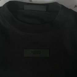 essentials Shirt 