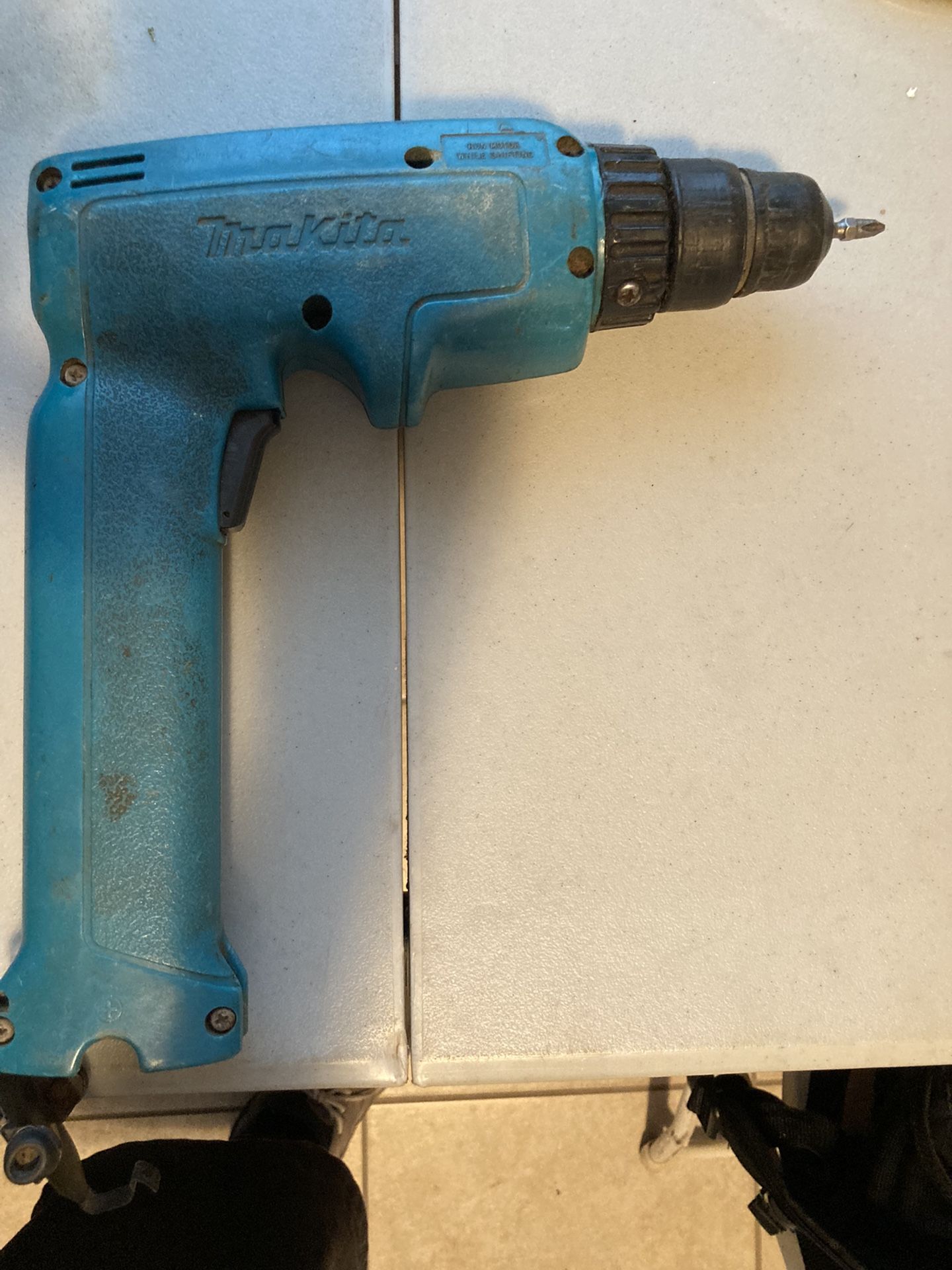 Makita Wireless Drill 6095D