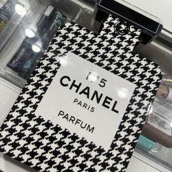 Chanel Perfume Decor 
