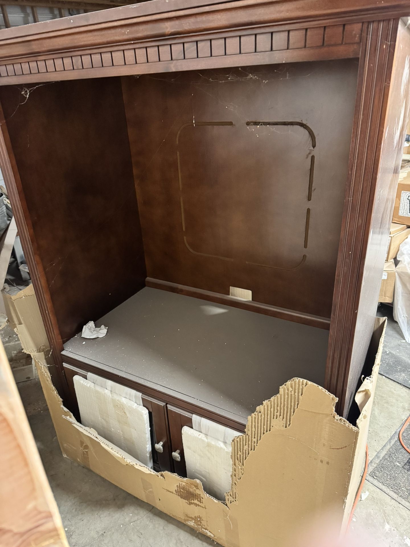 Entertainment cabinet/tv stand with storage Glass Fronts
