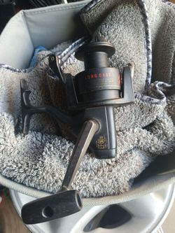 Spinning fishing reel