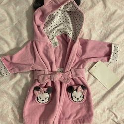 New Disney Minnie Robe for girls