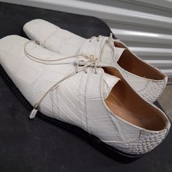 David Eden.  Size 12. Alligator  skin  casual shoes