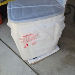  Portable New Open Box.. Frigidaire 8k Ac