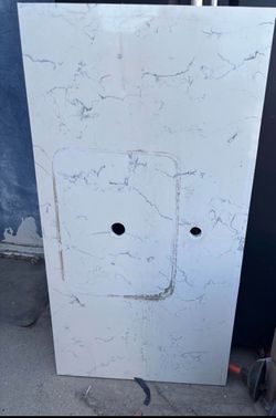 Free Quartz Counter Top With Backsplash