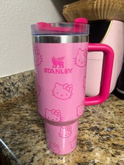 Hello Kitty Stanley 🩷