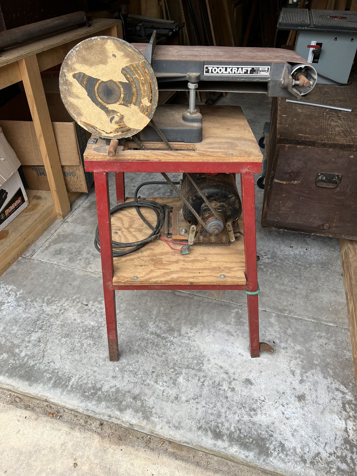 ToolKraft Belt Sander
