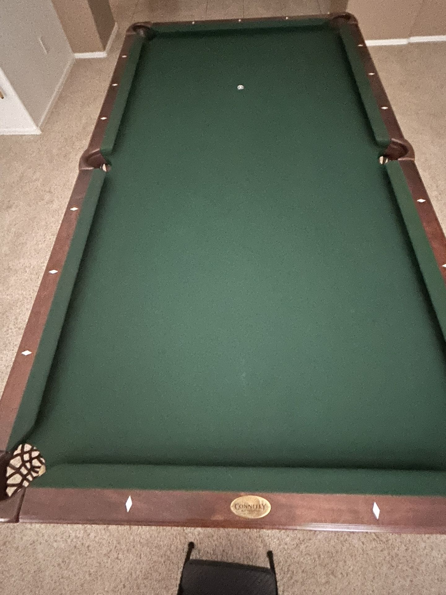 Pool Table Connelly 8 Foot Slate Maple Finish for Sale in Cave Creek