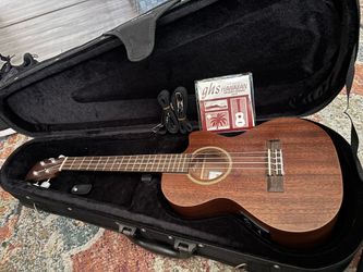 Cordoba 20TM-CE Electric Ukulele