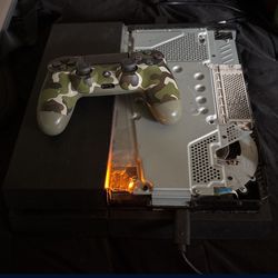 PS4 & controller