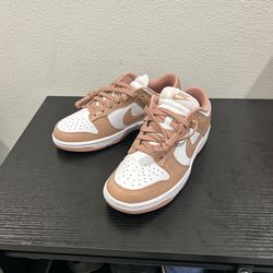 Nike Dunks ( pink )