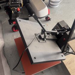 All-in-One Crafting Powerhouse: Heat Press, Hat Press, Cricut & Table