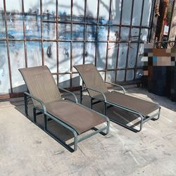 Patio Lounge Chairs 