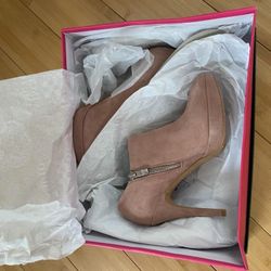 Pink Vince Camuto Heels