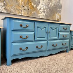 70” Like New KELLER 8 Drawer Aqua Dresser w/ Tan Wash Top & Original Brass Pulls  - Optional Nightstands