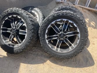 20" Forza Wheels & 33x12.50R20 Lionhart Tires