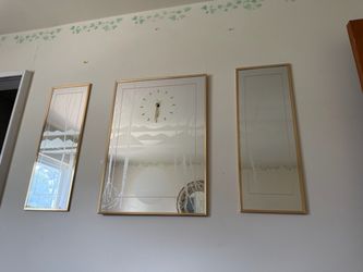 Decorative Wall Mirror with Etched Floral Design set