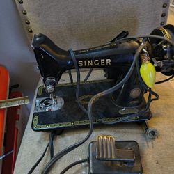 Singer Sewing Machine