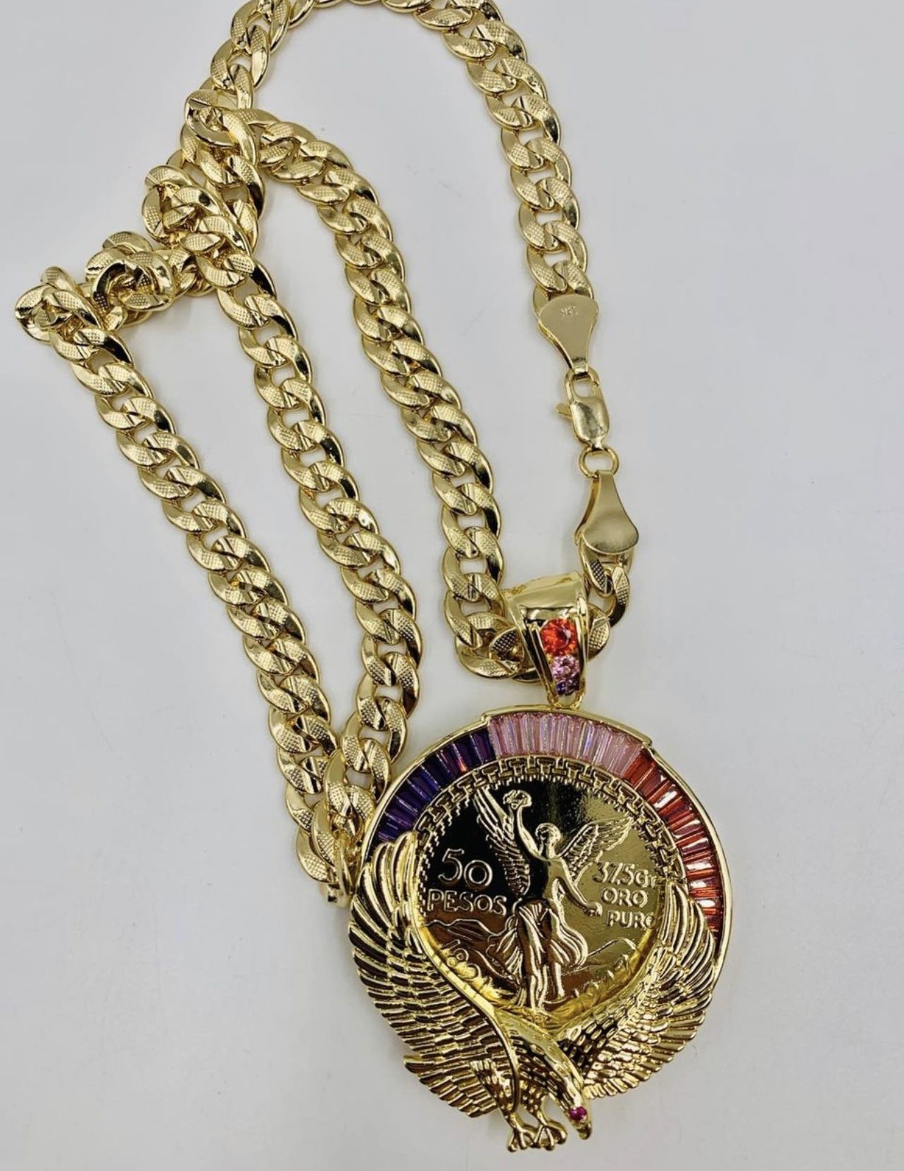 Centenario y cadena chapado en oró 14k/Centenary And Chain gold plated 14k