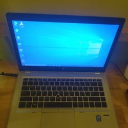 Hp Elite book  Folio 9840 i5 4gb 250gb Win 10