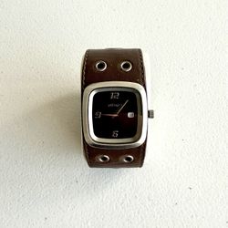 Nixon GTO Watch – Black Face w/ Brown Leather Band