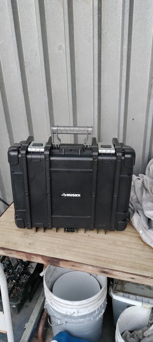 Husky Heavy Duty Black Box Carrying Tool Box