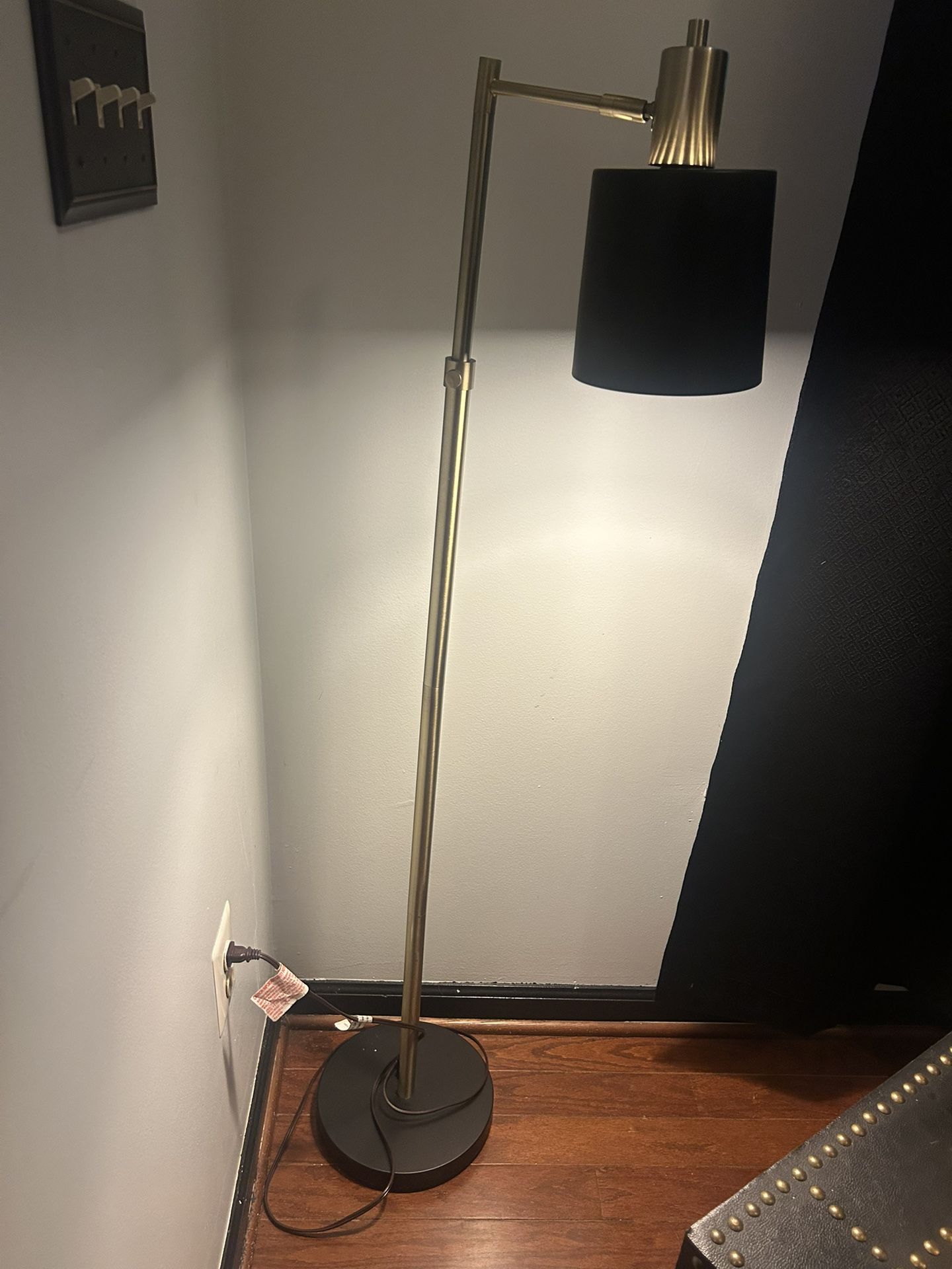 4” Floor Lamp