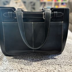 Black Purse 