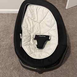 Nuna Leaf  Rocking Chair Black