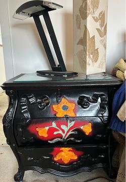 Beautiful hand painted small dresser