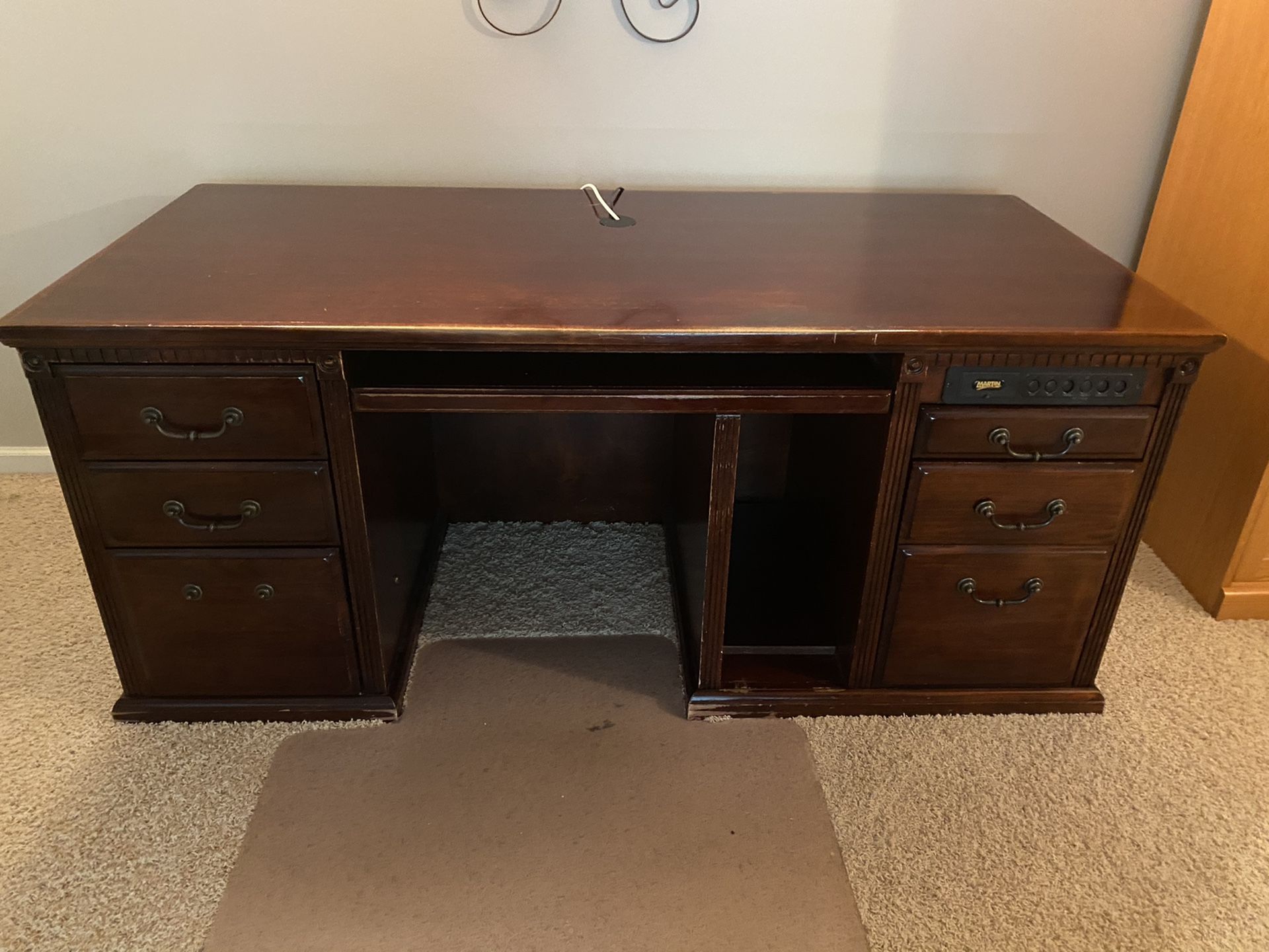 Big Desk for Sale in Overland Park, KS OfferUp