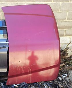 2005-2006 Chevy Silverado 1500 Hood OEM Used