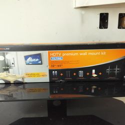 TV Wall Mount + Kit